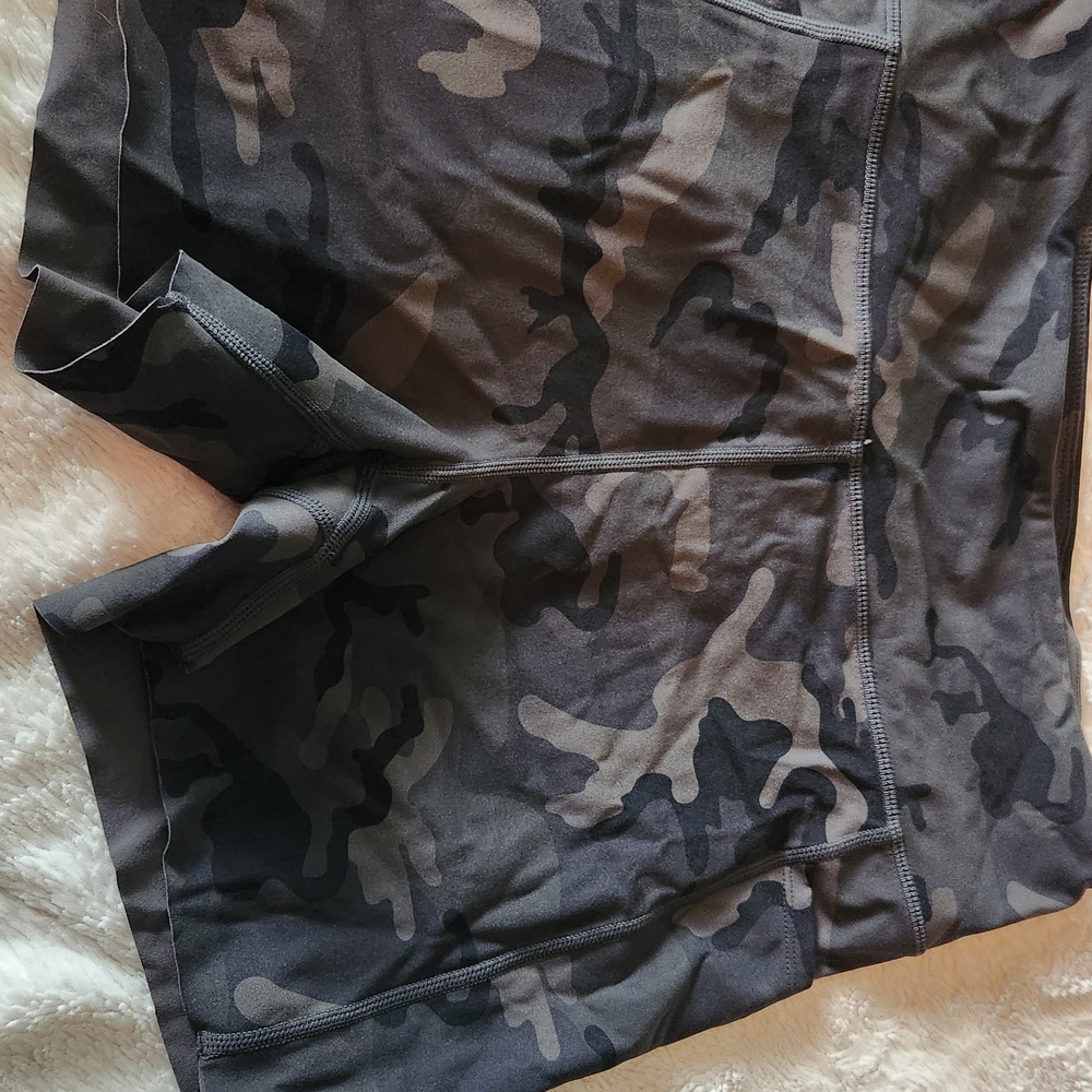 ZYIA Black and Gray Camo Leggings